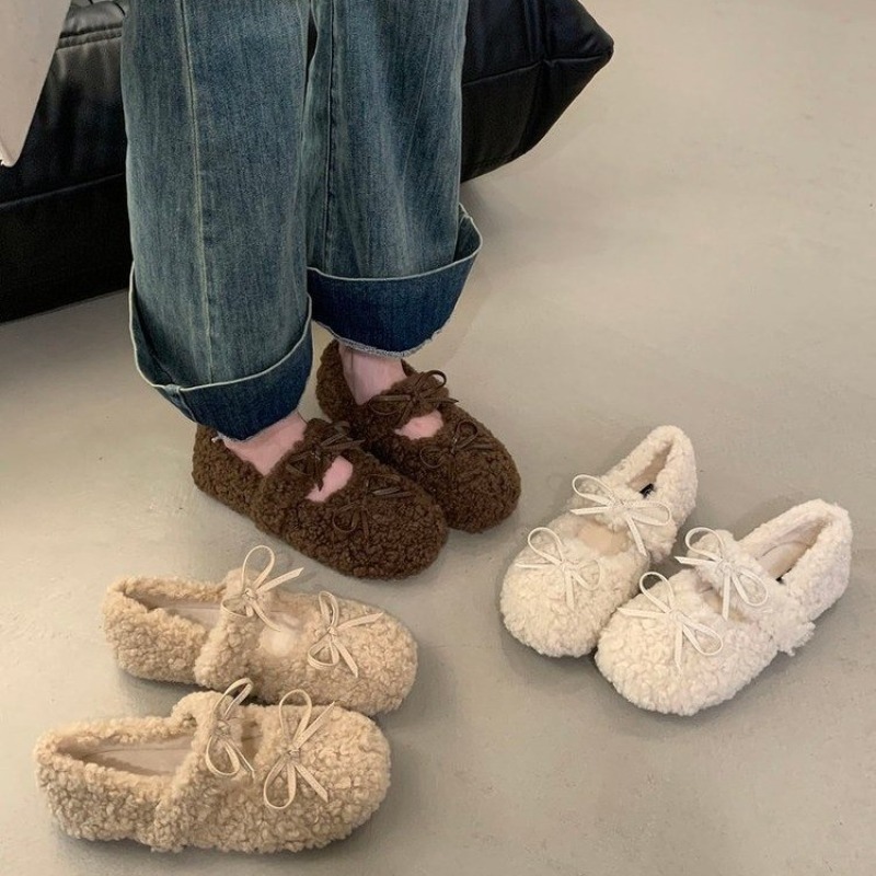 Women Fashion Online - Sepatu Flat Ballet Wanita Model Baru