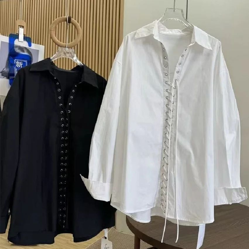 Women'S Fashion Trends 2026 Spring Summer - Blus Katun Hitam Putih Desain Unik
