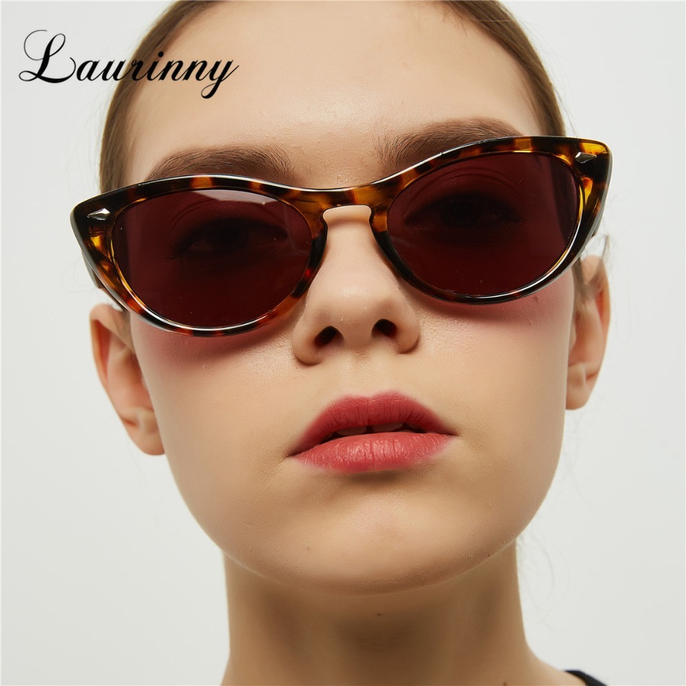 Kacamata Hitam Leopard Mata Ku - Women'S Fashion In The 60S ulasan dan harga