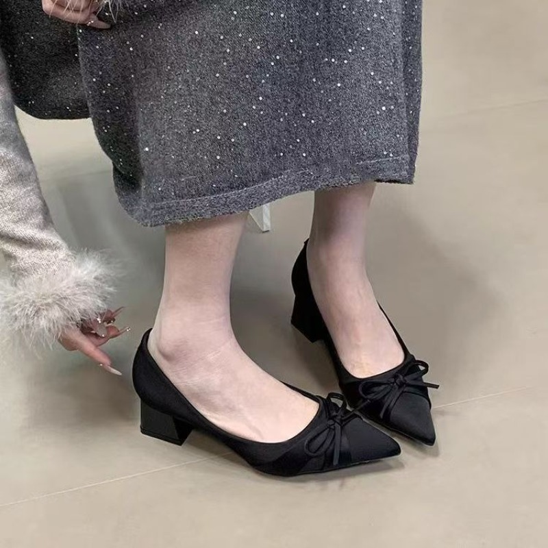 Sepatu Retro Setengah Panjang  - Women'S Fashion Belts ulasan dan harga