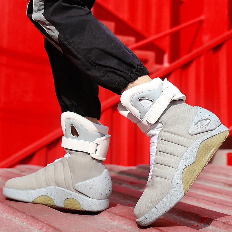 Sepatu Boots Gaya Fashion Tren - Women'S Fashion Trends Spring 2026 ulasan dan harga